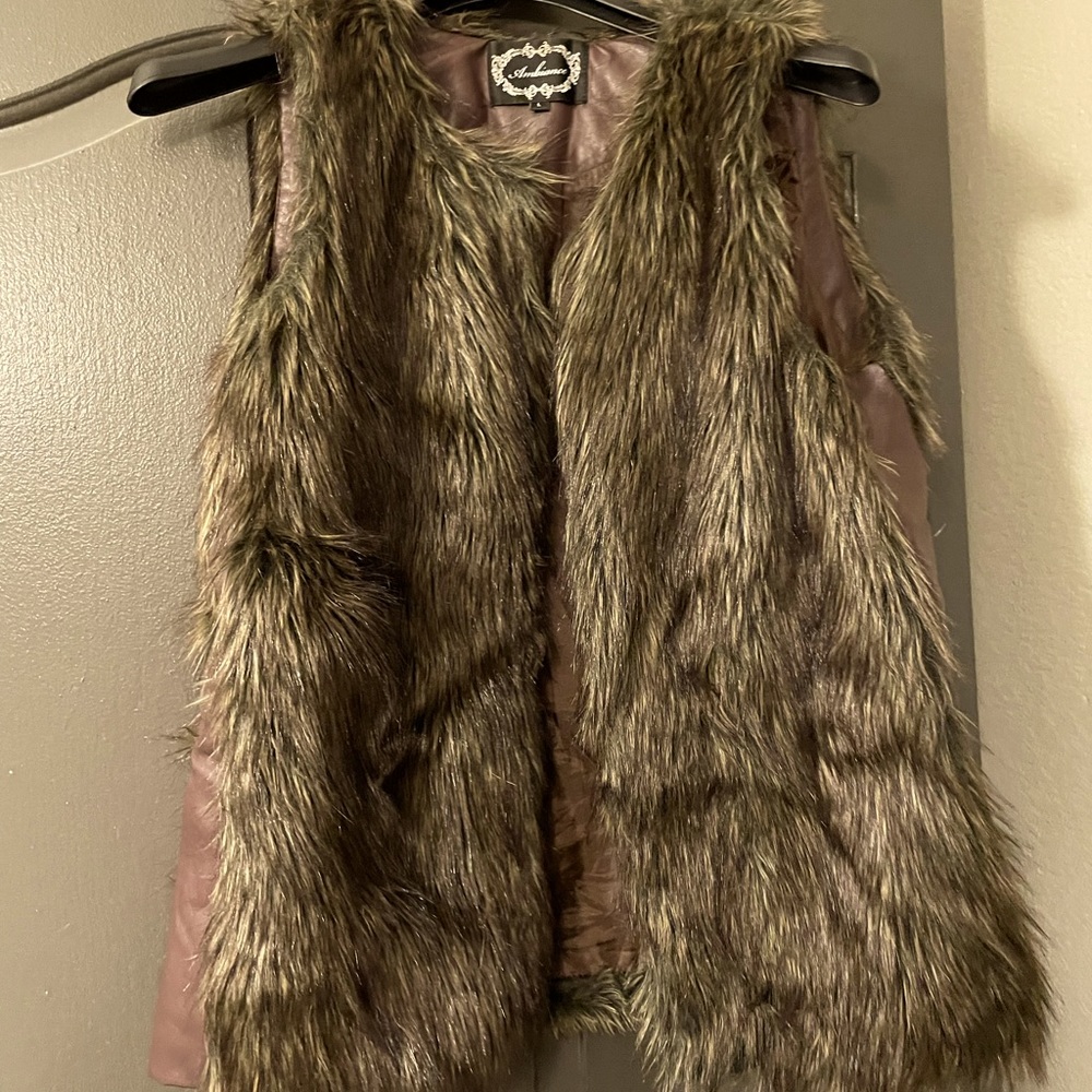 Faux fur vest